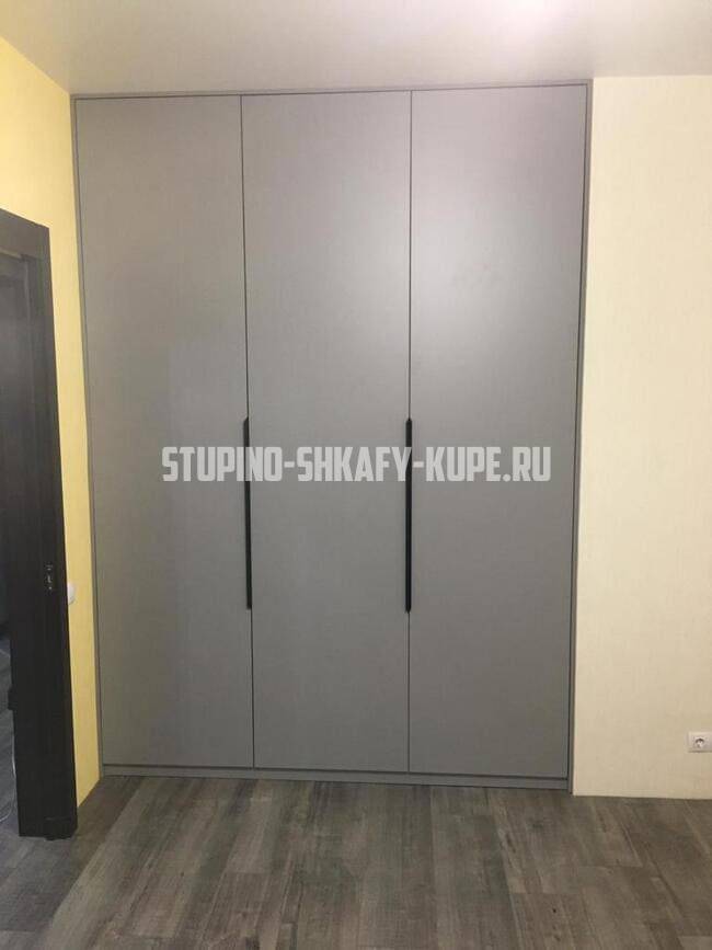 Распашные шкафы Ступино